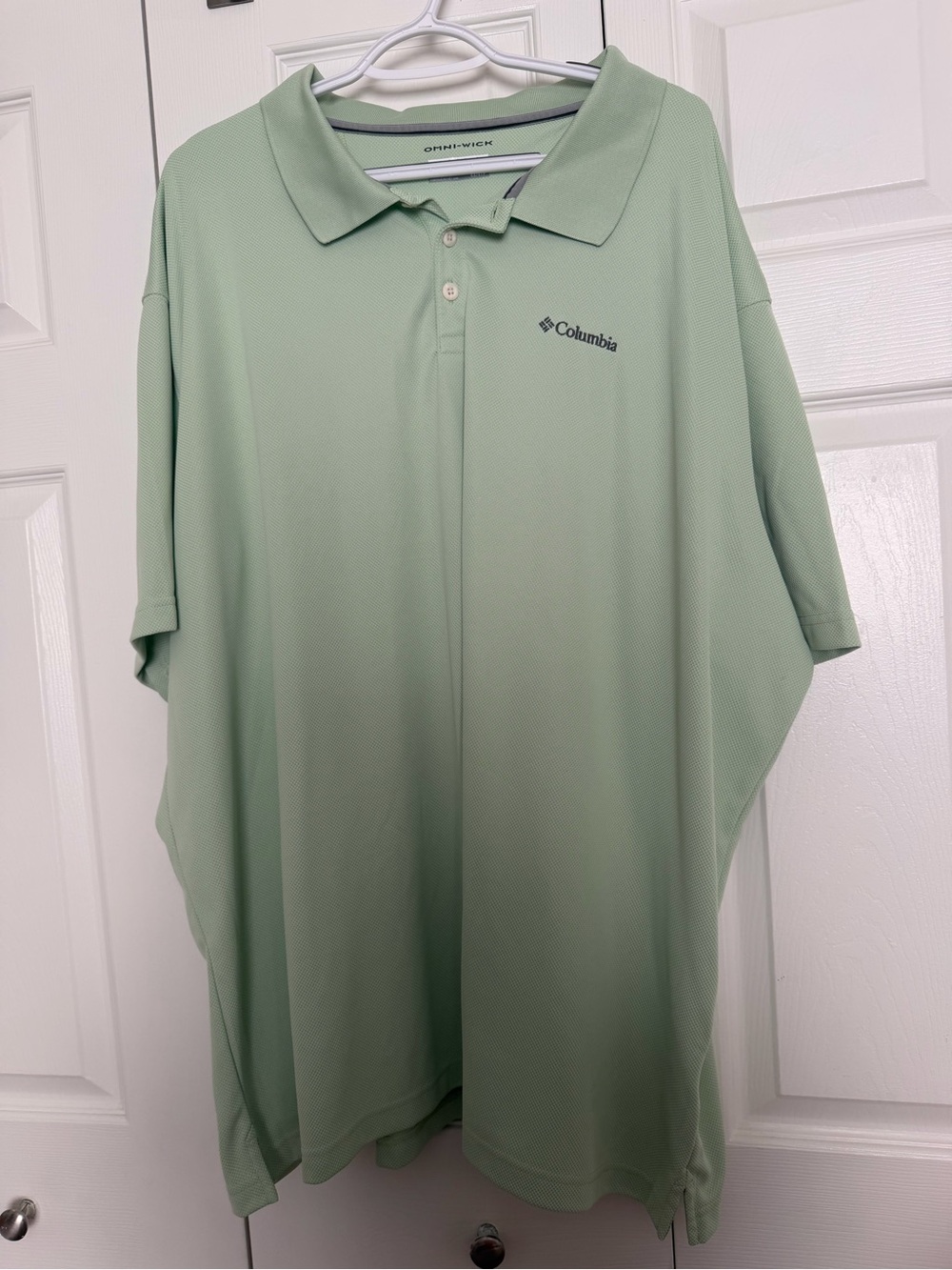 Columbia Men's Polo Shirt in Sage Green
